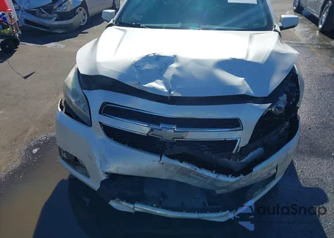 2013 Chevrolet Malibu 2Lt z USA, uszkodzony, nr VIN 1G11E5SA8DF206011